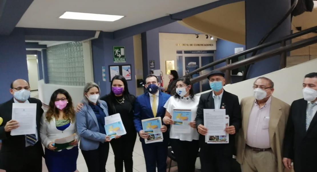 Delivery of Correspondence, El Salvador